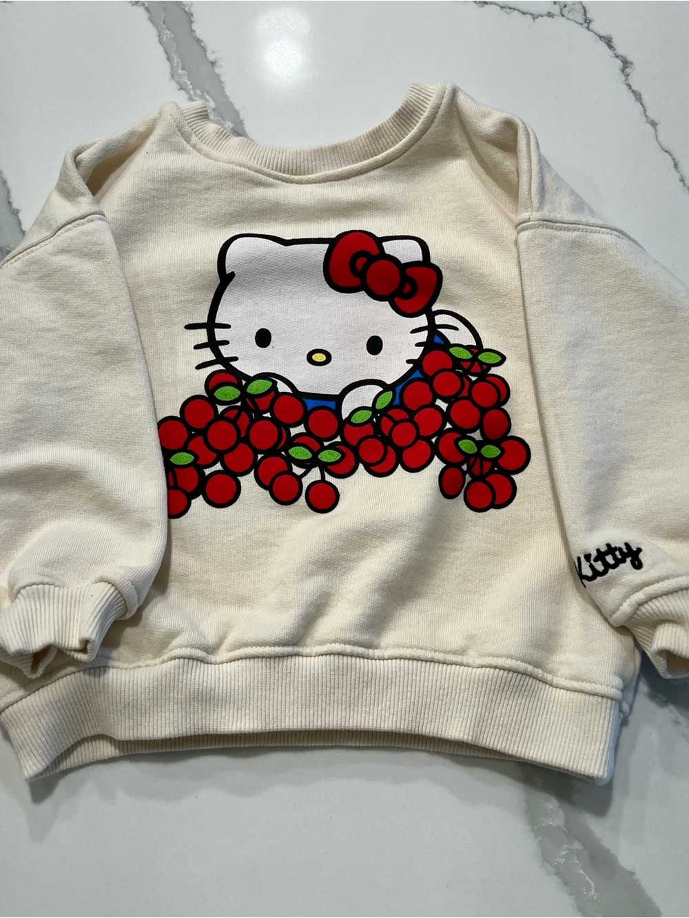 ZARA Kids Cream Hello Kitty Sweatshirt Green Cherry Graphic😊😎